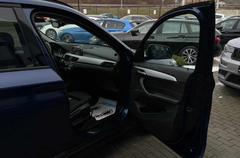 BMW X1 sDrive 18d xLine A/T