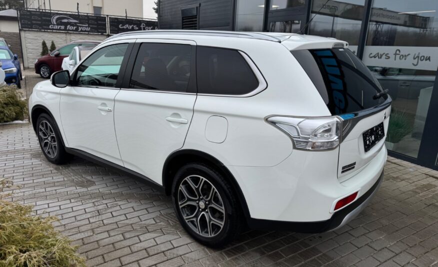 Mitsubishi Outlander 2.2 DI-D Intense+