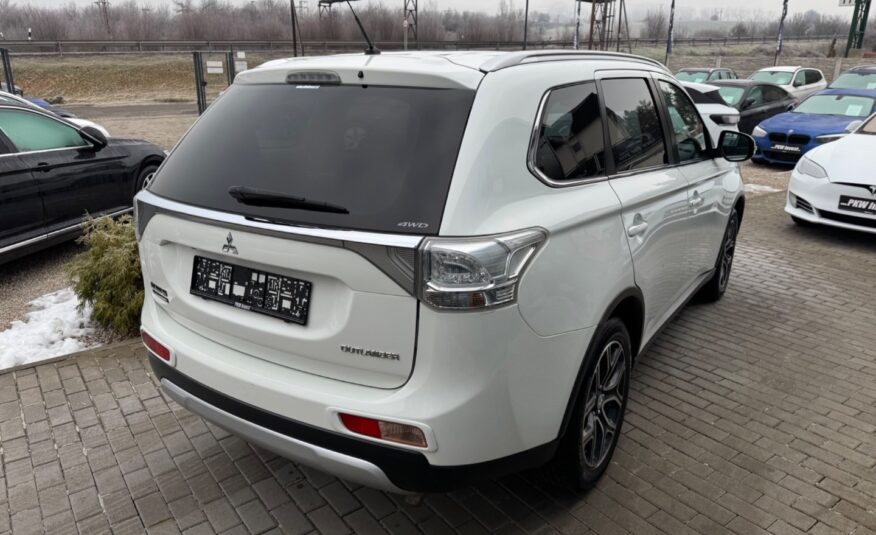 Mitsubishi Outlander 2.2 DI-D Intense+