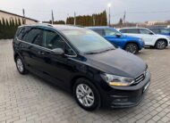 Volkswagen Touran 2.0TDi DSG Highline *Ťažné*Masáž*Kamera*