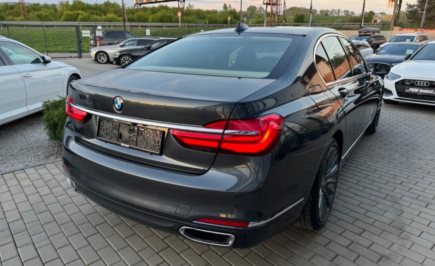 BMW Rad 7 750i xDrive A/T