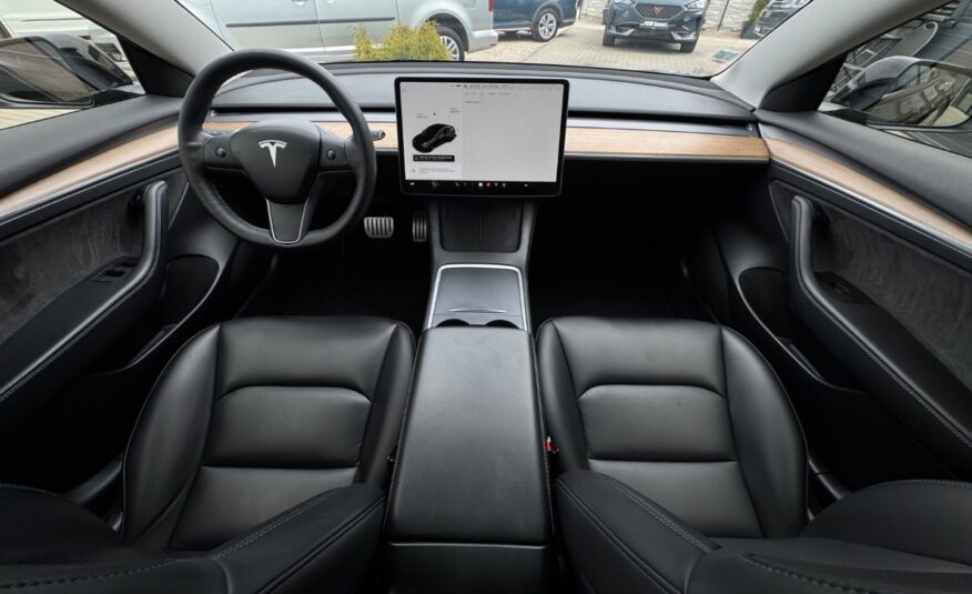 Tesla Model 3 Performance 82kWh AWD *ZÁRUKA*