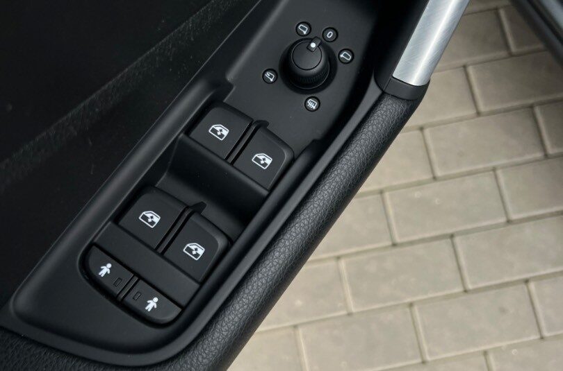 Audi Q2 1.6TDi S-Tronic S-line SK ŠPZ Virtual- Cockpit / Full LED