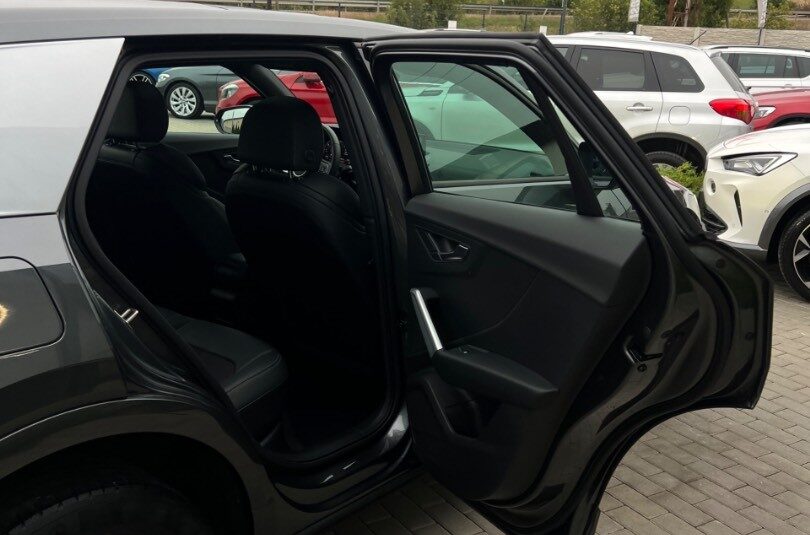 Audi Q2 1.6TDi S-Tronic S-line SK ŠPZ Virtual- Cockpit / Full LED