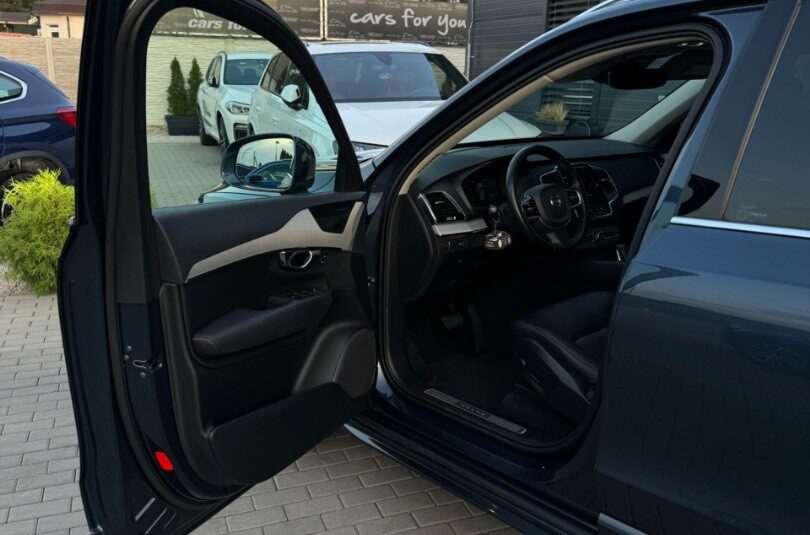 Volvo XC90 2.0 B5 Drive-E Momentum AWD A/T