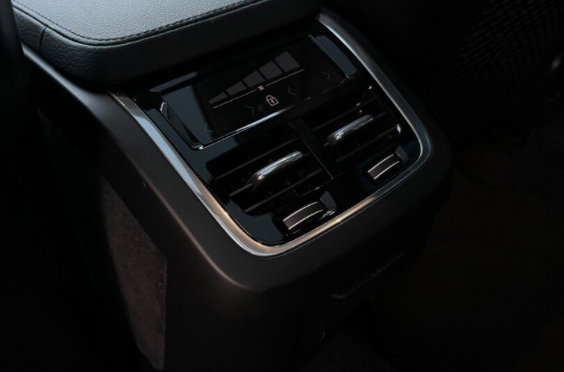 Volvo XC90 2.0 B5 Drive-E Momentum AWD A/T