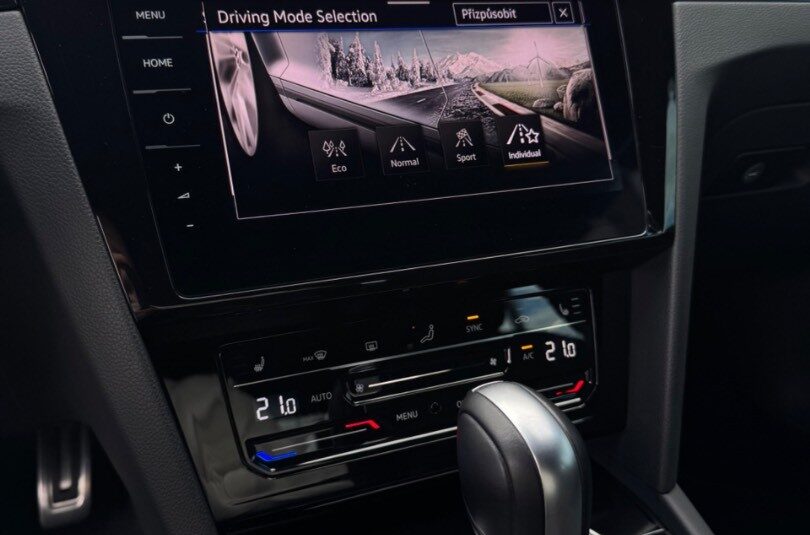 Volkswagen Arteon 2.0 TDI R-Line 4Motion DSG