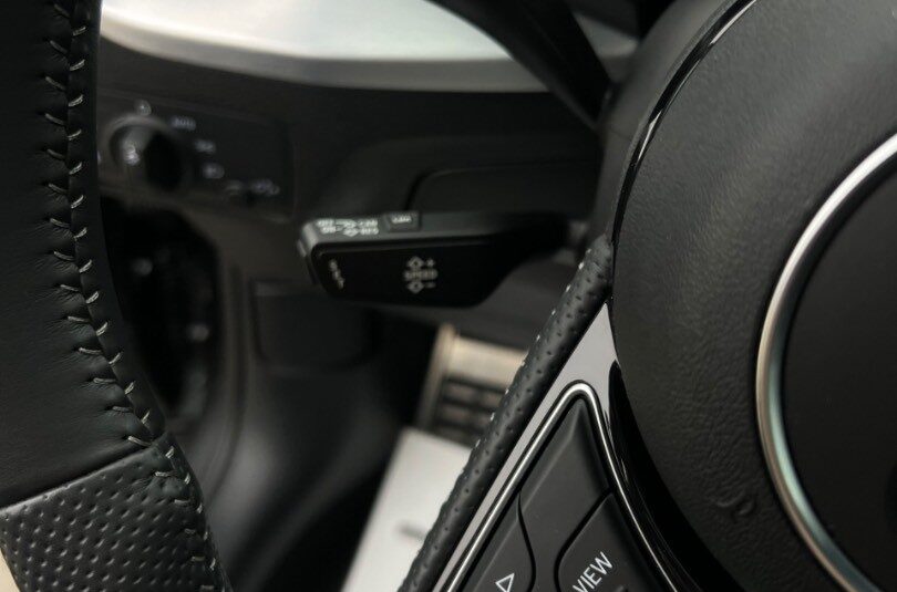 Audi Q2 1.6TDi S-Tronic S-line SK ŠPZ Virtual- Cockpit / Full LED