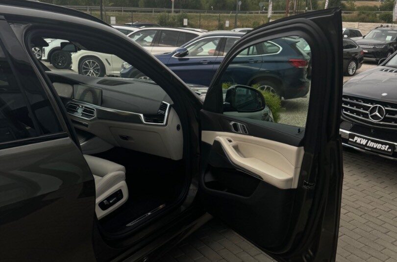 BMW X5 3.0d 286PS mHEV x-Drive M-Sport *kupované v SR*