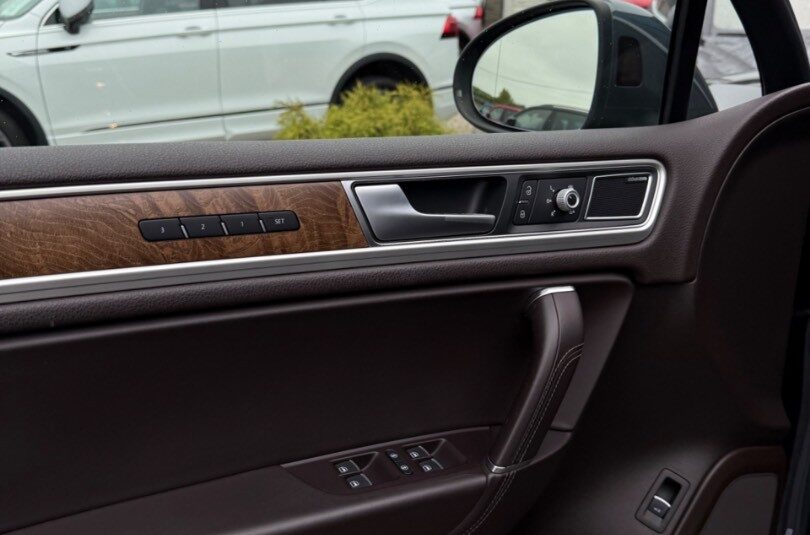 Volkswagen Touareg 3.0TDi 193kW 4Motion Exclusive *Vzduch*Dynaudio*TOP*