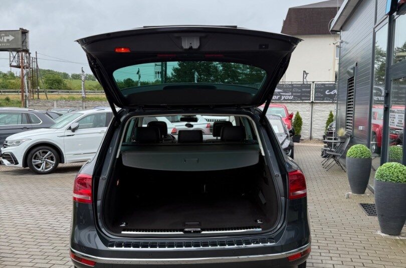 Volkswagen Touareg 3.0TDi 193kW 4Motion Exclusive *Vzduch*Dynaudio*TOP*