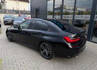 BMW Rad 3 320d x-Drive A/T M-Sport Edition SK ŠPZ