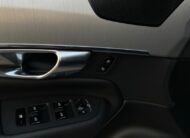 Volvo XC90 2.0 B5 Drive-E Momentum AWD A/T