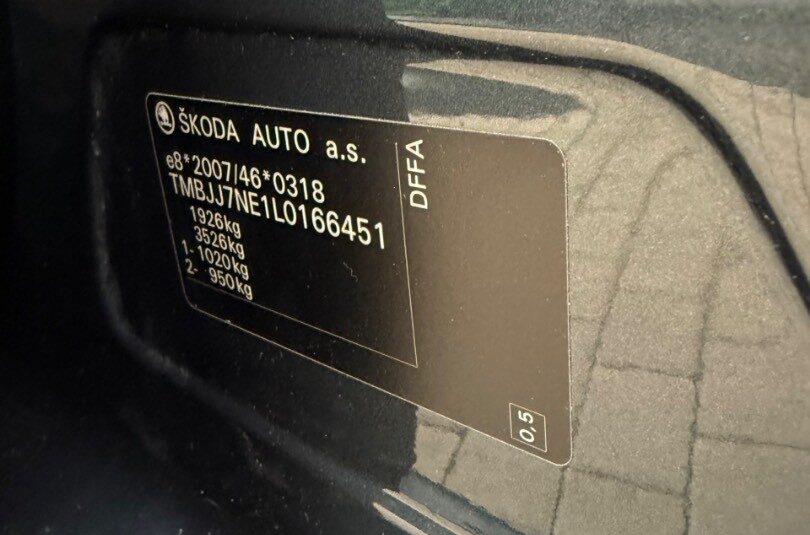 Škoda Octavia Combi 2.0TDi DSG STYLE *Virtual*