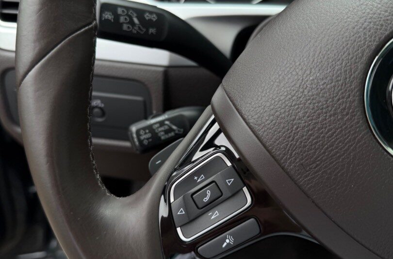 Volkswagen Touareg 3.0TDi 193kW 4Motion Exclusive *Vzduch*Dynaudio*TOP*