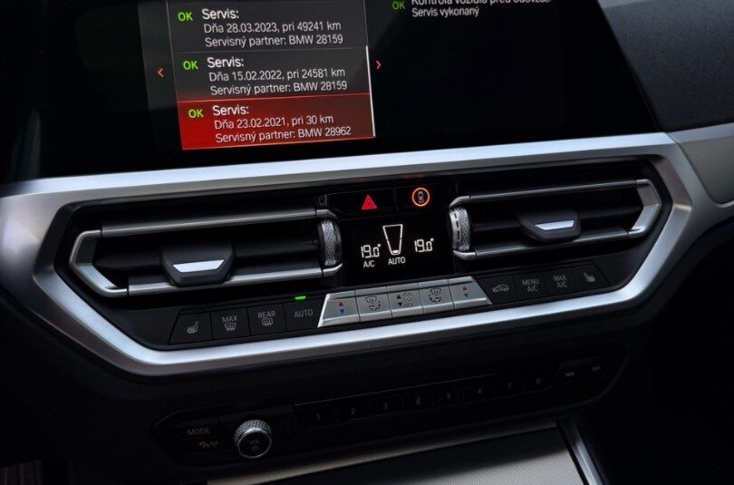 BMW Rad 3 320d x-Drive A/T M-Sport Edition SK ŠPZ
