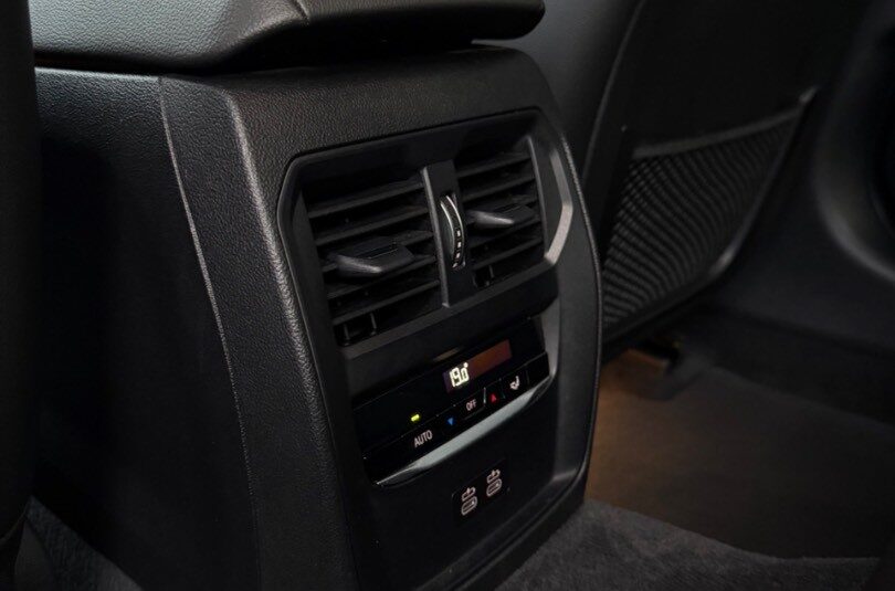 BMW Rad 3 320d x-Drive A/T M-Sport Edition SK ŠPZ