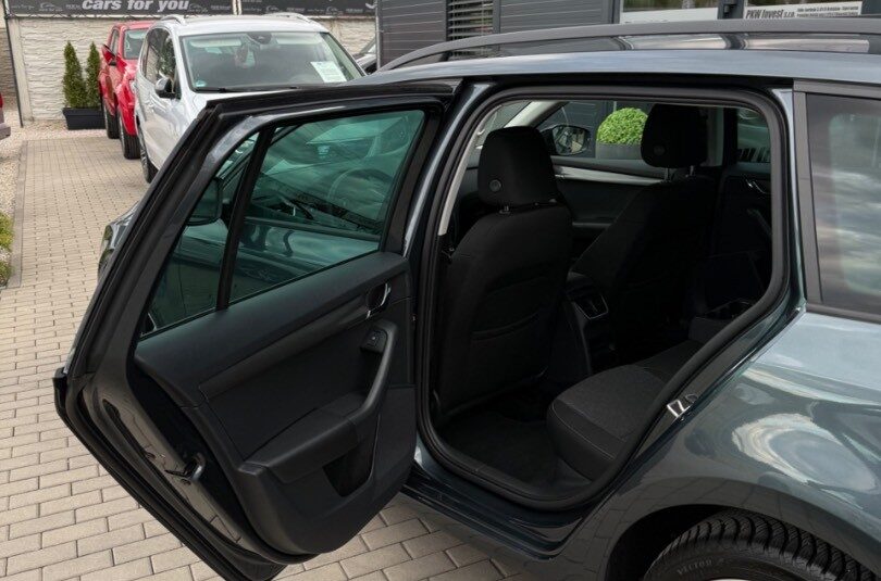 Škoda Octavia Combi 2.0TDi DSG STYLE *Virtual*