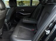 BMW Rad 3 320d x-Drive A/T M-Sport Edition SK ŠPZ