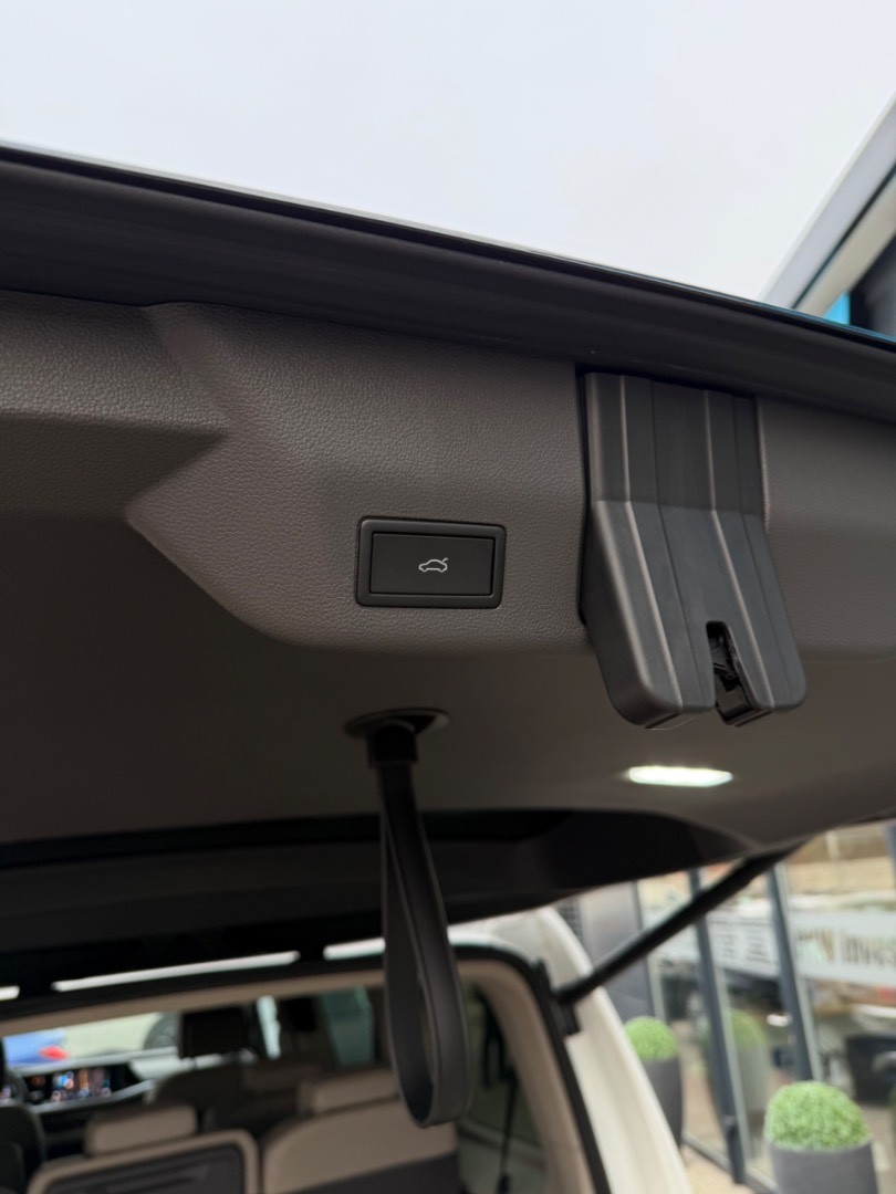 Volkswagen T7 Multivan 2.0TSi DSG 7M Long STYLE FULL