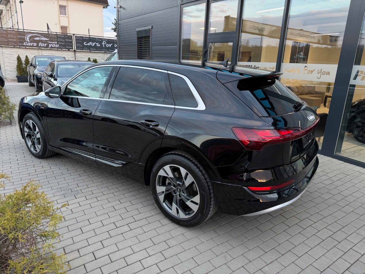 Audi E-tron 50 Quattro *Vzduch*Koža*Ťažné*