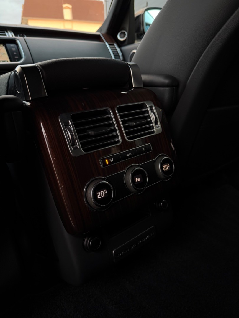 Land Rover Range Rover 3.0L TDV6 A/T