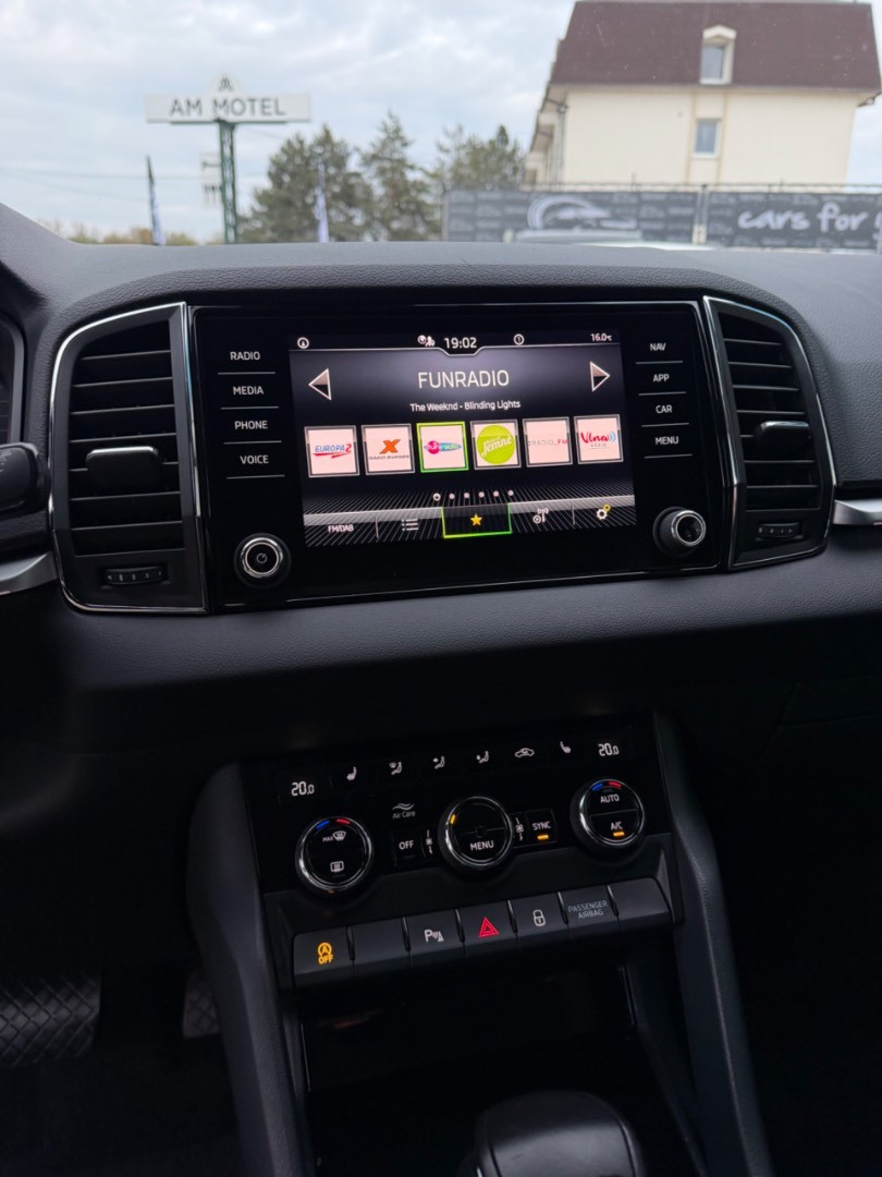 Škoda Karoq 2.0TDi DSG Style *Virtual*Kamera*Matrix*