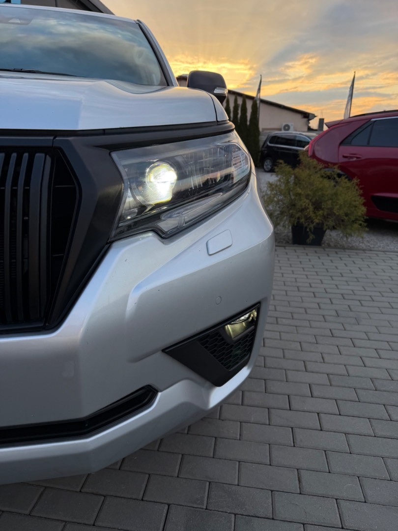 Toyota Land Cruiser 2.8 D-4D 204 Executive A/T 4×4