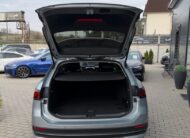 Volkswagen Passat Variant 2.0TDi DSG Elegance SK ŠPZ