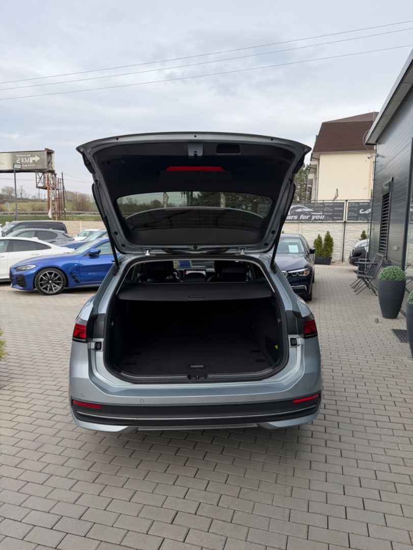 Volkswagen Passat Variant 2.0TDi DSG Elegance SK ŠPZ