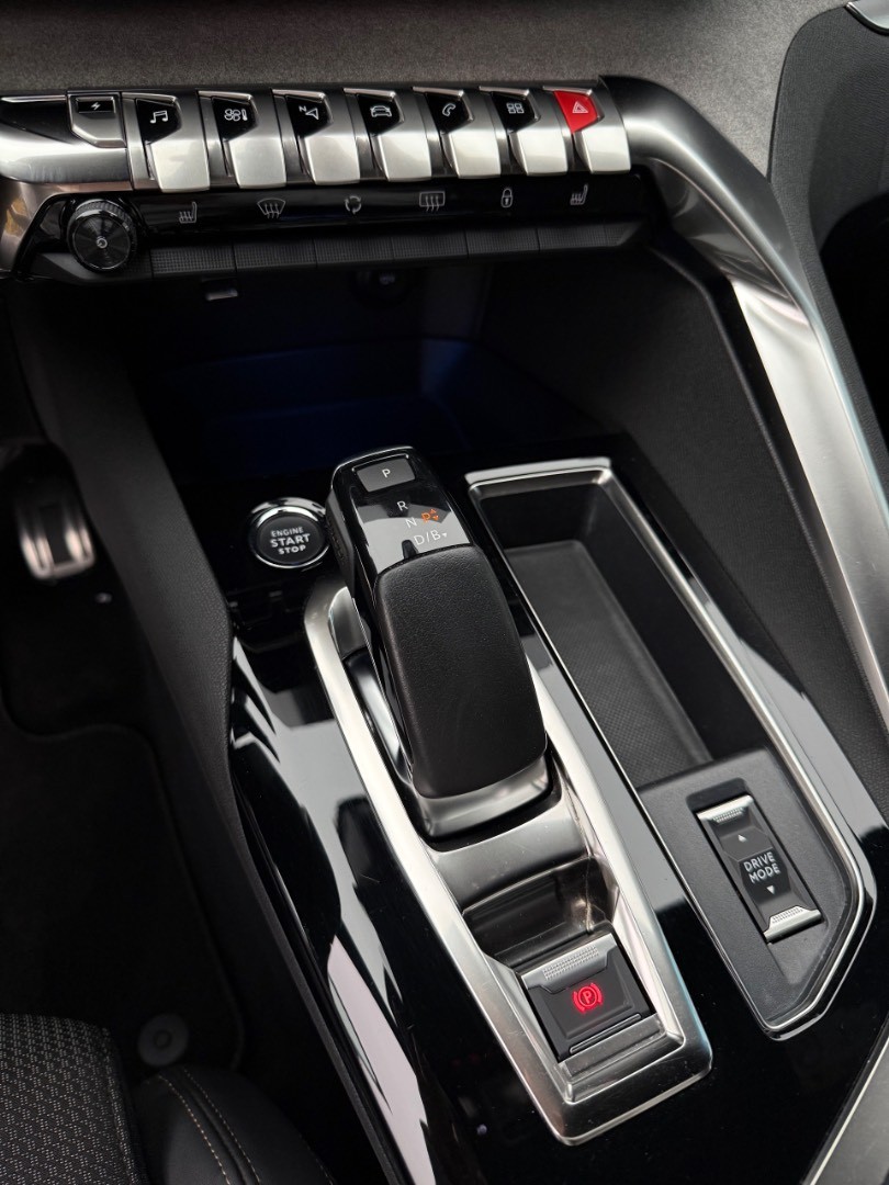 Peugeot 3008 1.6 Hybrid 225k GT A/T