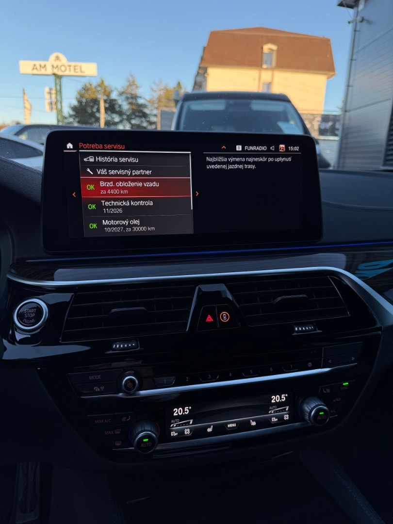 BMW Rad 5 Touring 530d  mHEV x-Drive A/T M-Sport M-sedadlá Edition SK ŠPZ