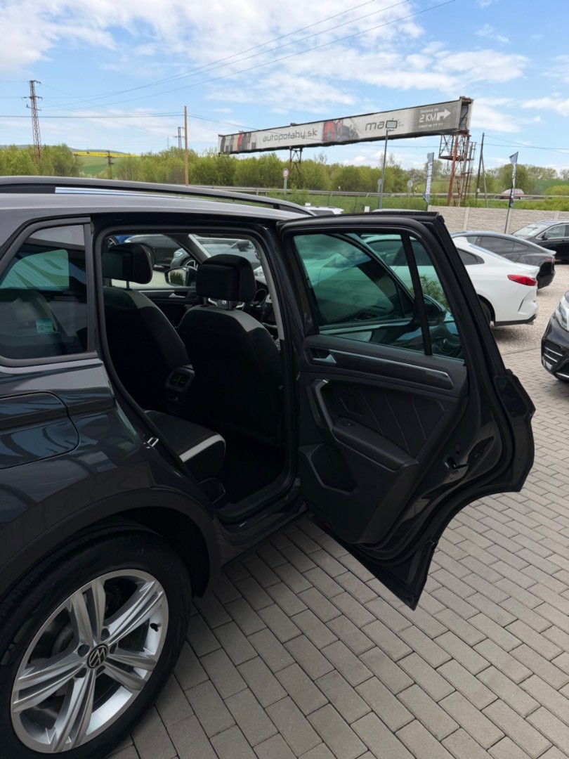Volkswagen Tiguan 2.0TDi DSG 4Motion URBAN Edition SK ŠPZ