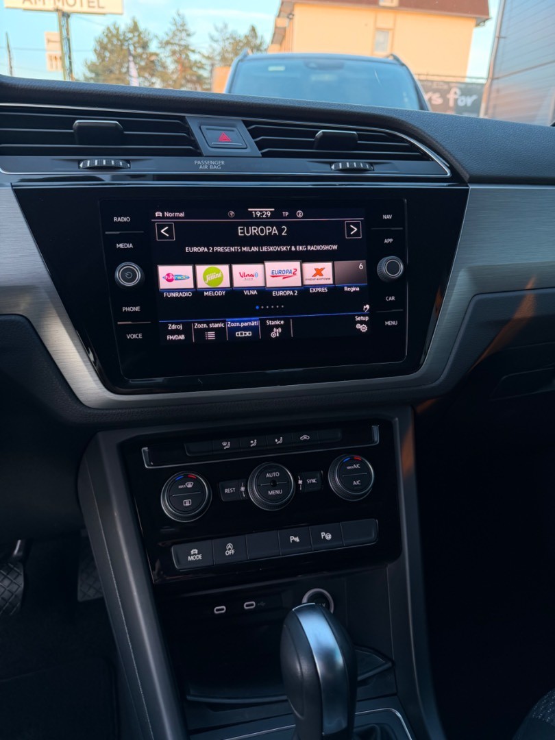 Volkswagen Touran 2.0 TDI SCR 150k Edition Comfortline DSG