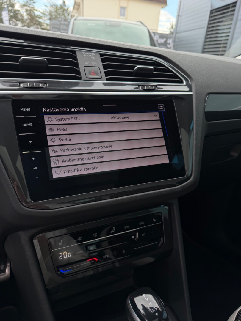 Volkswagen Tiguan 2.0TDi DSG 4Motion URBAN Edition SK ŠPZ