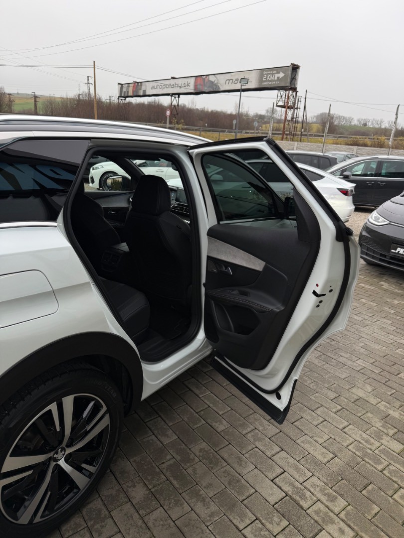 Peugeot 3008 1.6 Hybrid 225k GT A/T