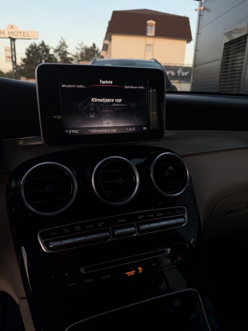 Mercedes-Benz GLC Kupé 220d 4MATIC A/T AMG line