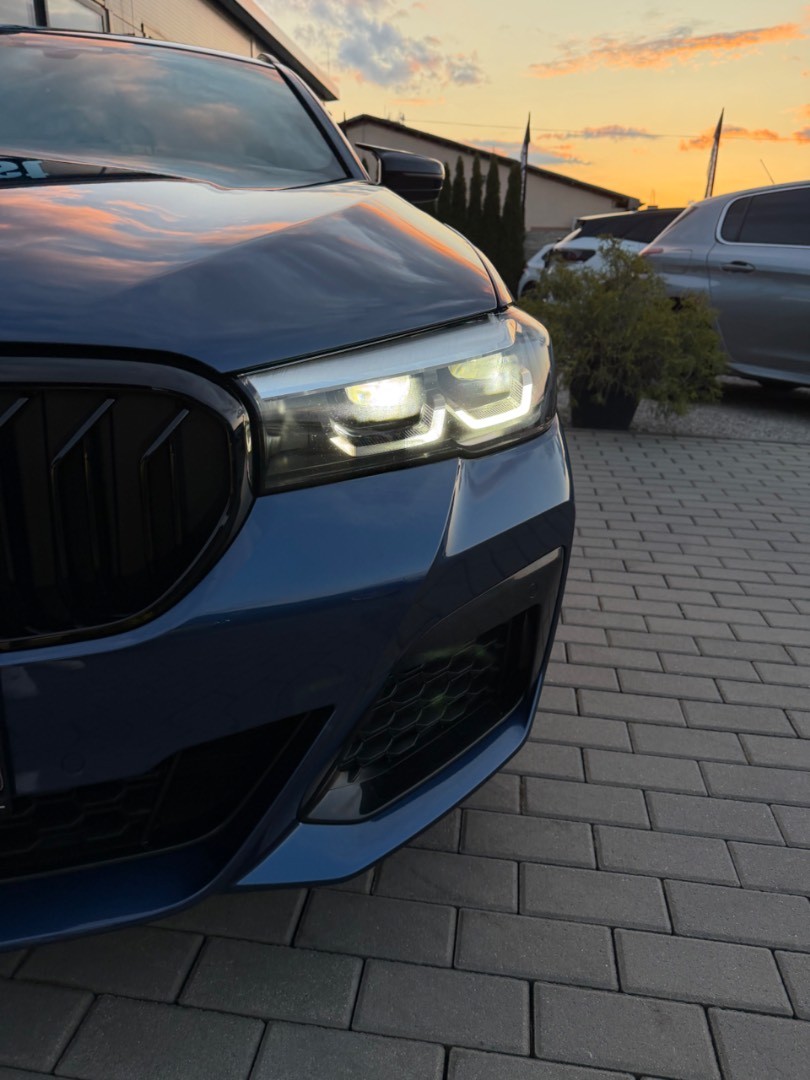 BMW Rad 5 Touring 530d  mHEV x-Drive A/T M-Sport line