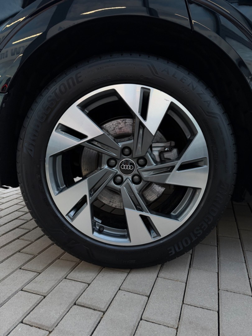 Audi E-tron 50 Quattro *Vzduch*Koža*Ťažné*