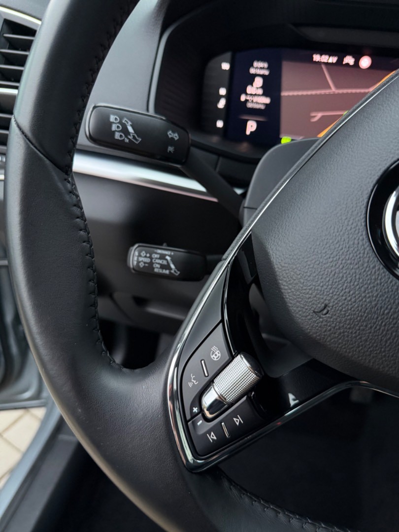 Škoda Karoq 2.0TDi DSG Style *Virtual*Kamera*Matrix*