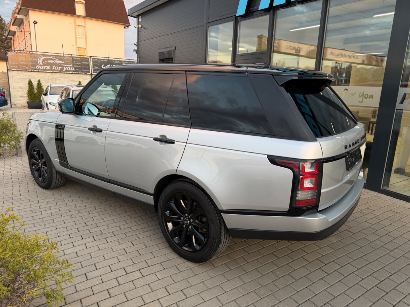 Land Rover Range Rover 3.0L TDV6 A/T