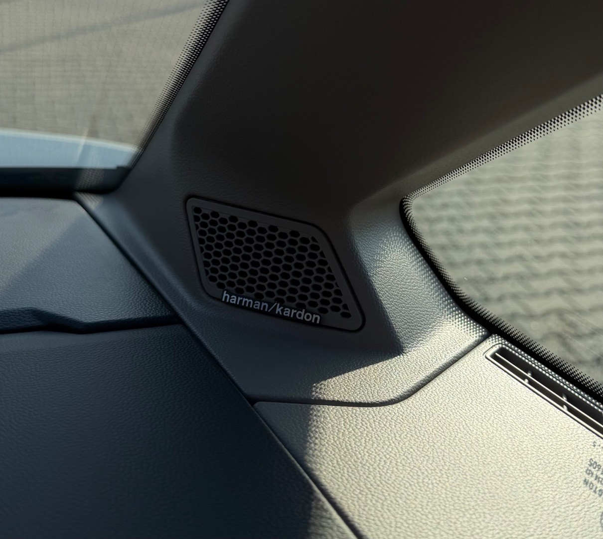 Volkswagen T7 Multivan 2.0TSi DSG 7M Long STYLE FULL