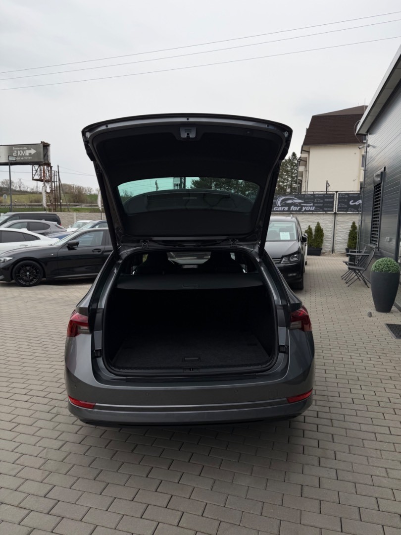 Škoda Octavia Combi 2.0TDi DSG Sport packet SK ŠPZ