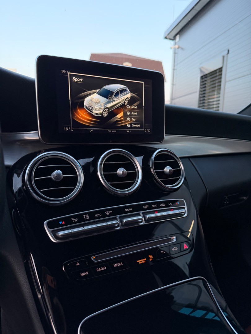 Mercedes-Benz C trieda Kombi Touring 250CDI A/T 4Matic AMG line Exclusive