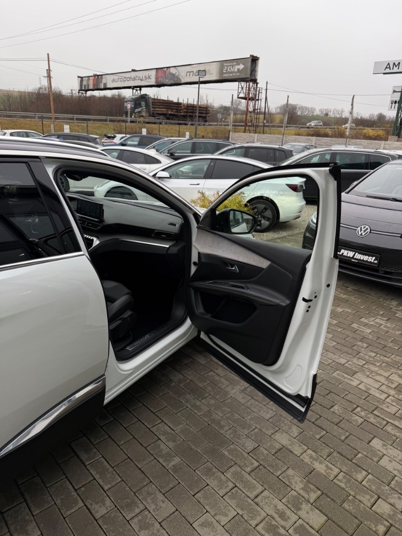 Peugeot 3008 1.6 Hybrid 225k GT A/T