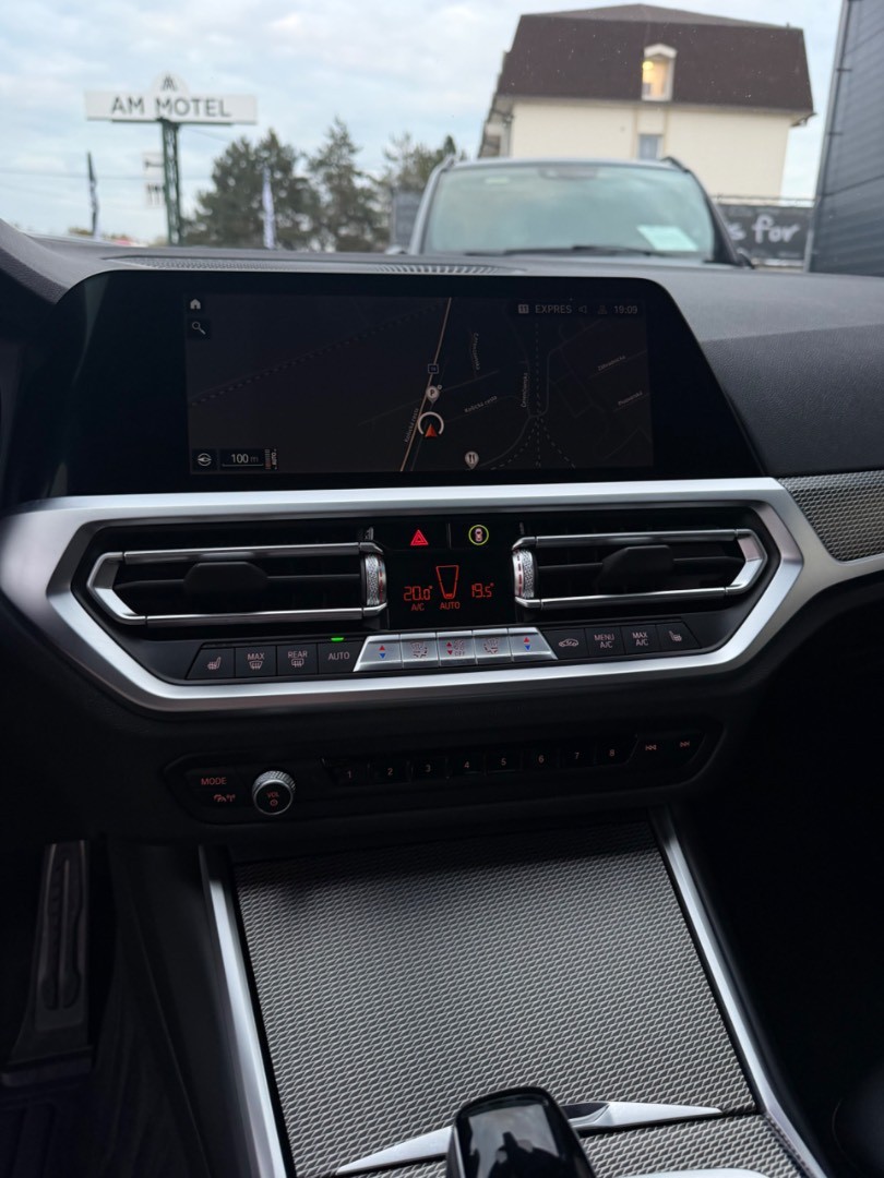 BMW Rad 3 320d mHEV x-Drive A/T M-Sport line SK ŠPZ