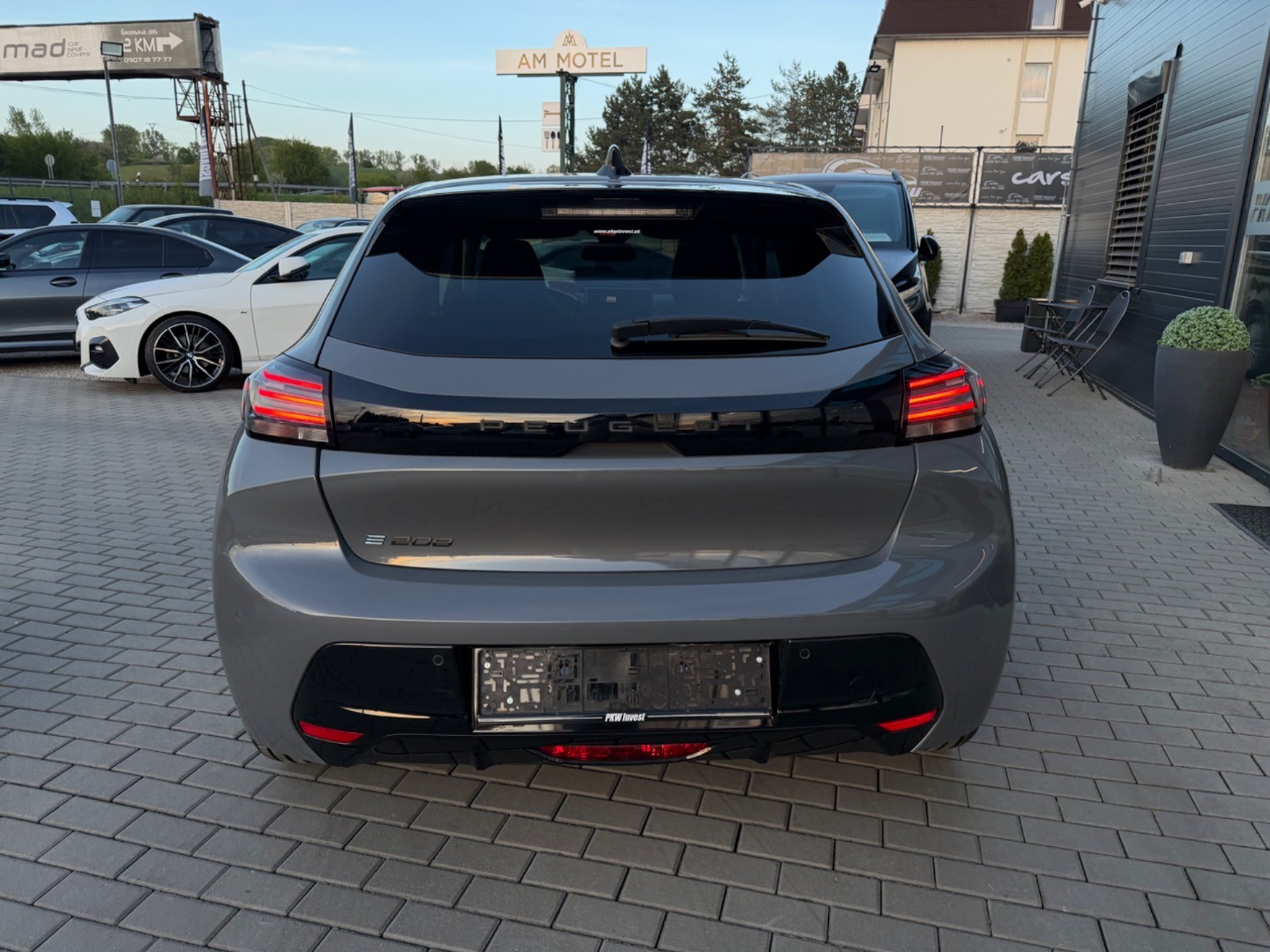 Peugeot 208 ALLURE Electric 100kW/50kWh SK ŠPZ