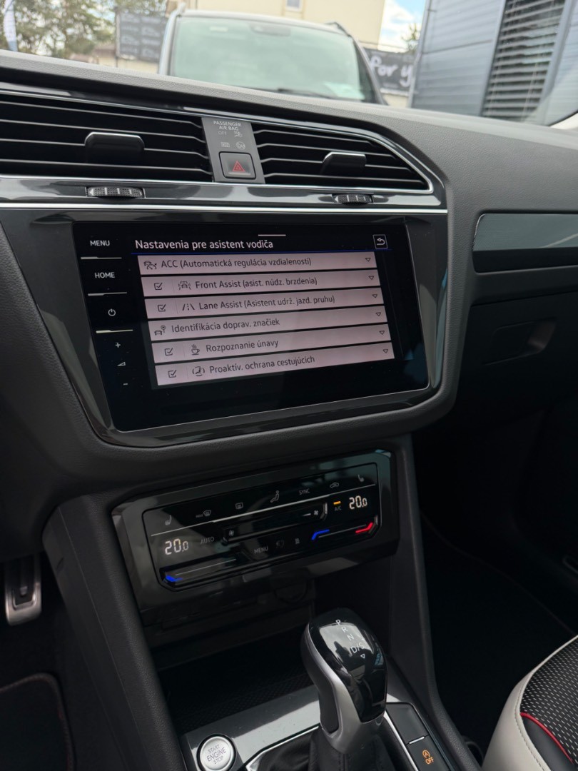 Volkswagen Tiguan 2.0TDi DSG 4Motion URBAN Edition SK ŠPZ