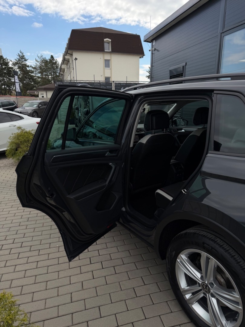 Volkswagen Tiguan 2.0TDi DSG 4Motion URBAN Edition SK ŠPZ