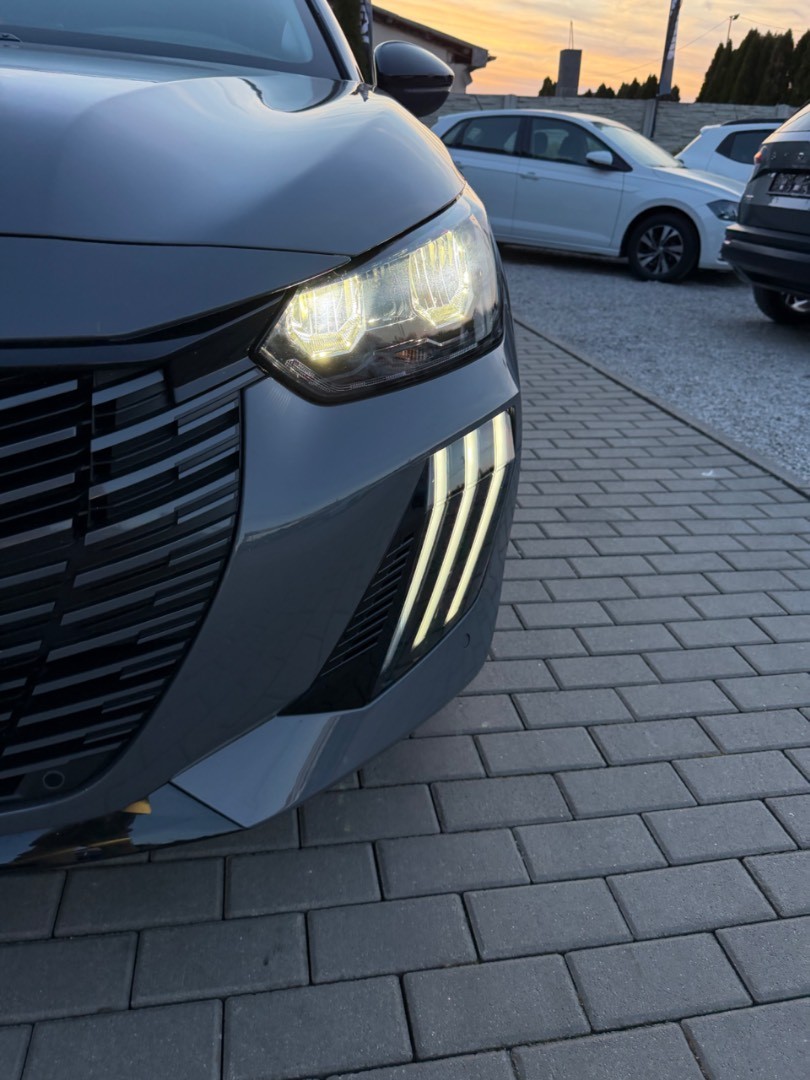 Peugeot 208 ALLURE Electric 100kW/50kWh SK ŠPZ